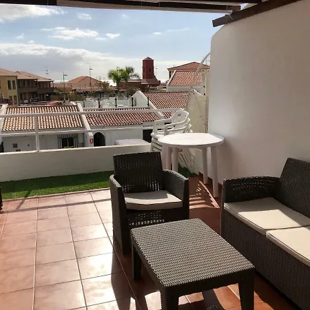Residencial Las Flores Διαμέρισμα *